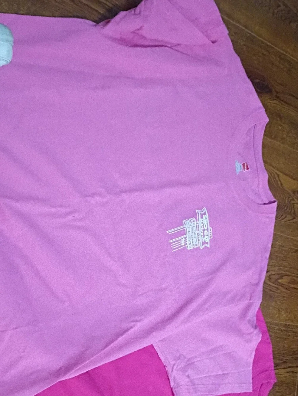 Gildan Pink Crewneck Tee Bundle - Picture 4 of 6